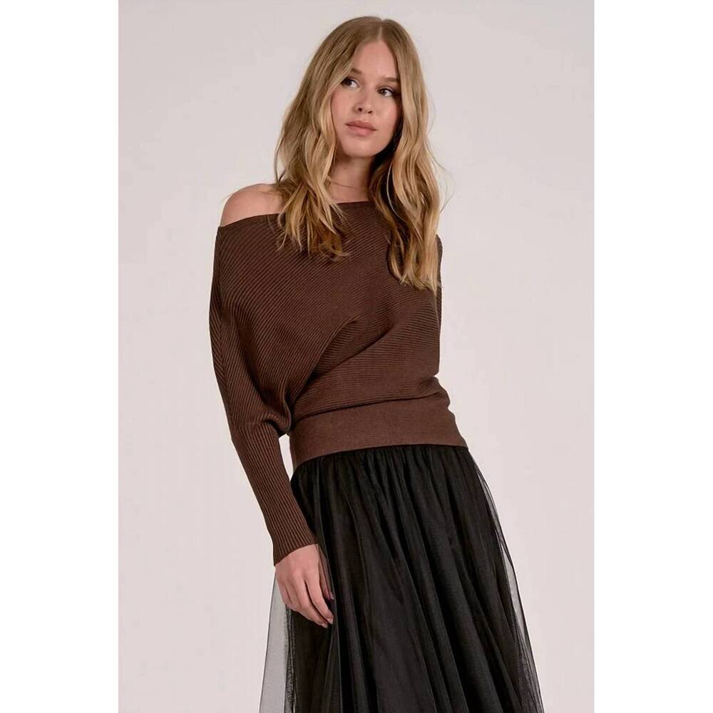 NEW ELAN alaya off shoulder sweater in dark chocolate